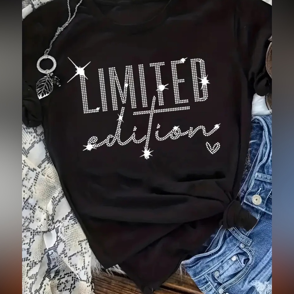 LIMITED EDITION PRINTED Graphic T-Shirt